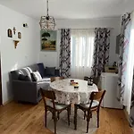 Miracle чудеса Case de vacanță